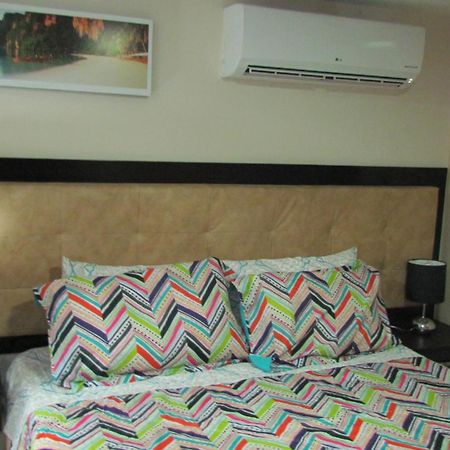 Apartamentos En El Poblado Medellin Bagian luar foto