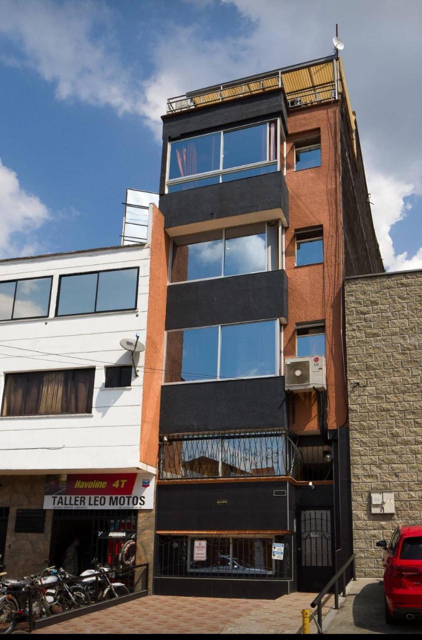 Apartamentos En El Poblado Medellin Bagian luar foto