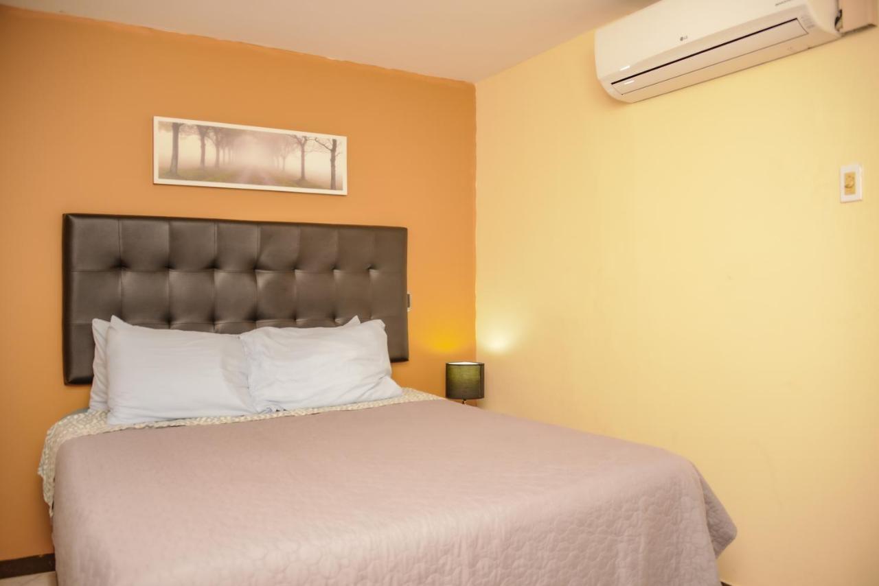 Apartamentos En El Poblado Medellin Bagian luar foto