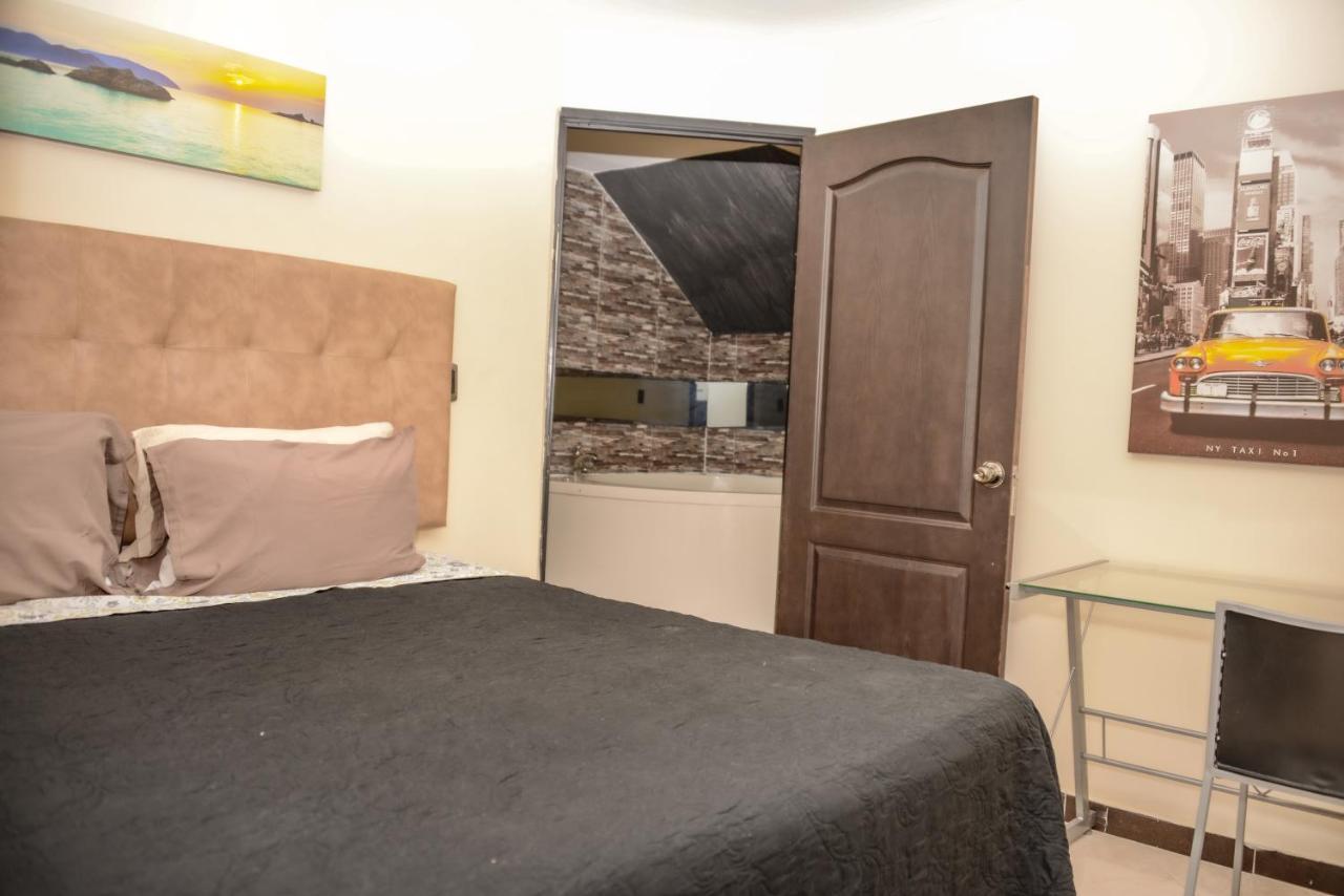 Apartamentos En El Poblado Medellin Bagian luar foto